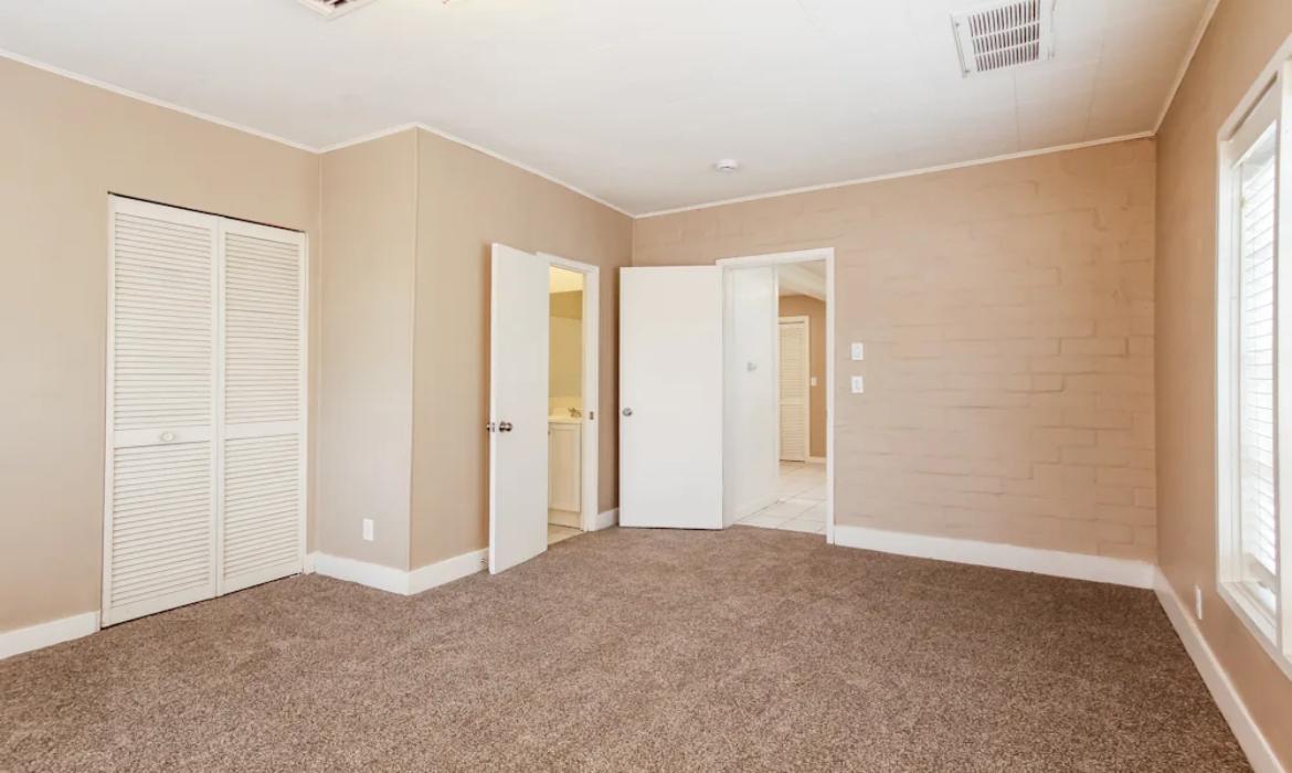 1046 E Indianola Ave Phoenix Image 8