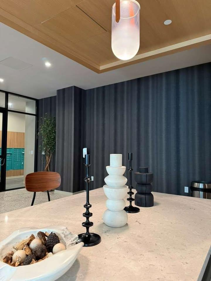 2880 James M Wood Blvd Los Angeles Image 22