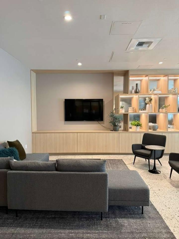 2880 James M Wood Blvd Los Angeles Image 23