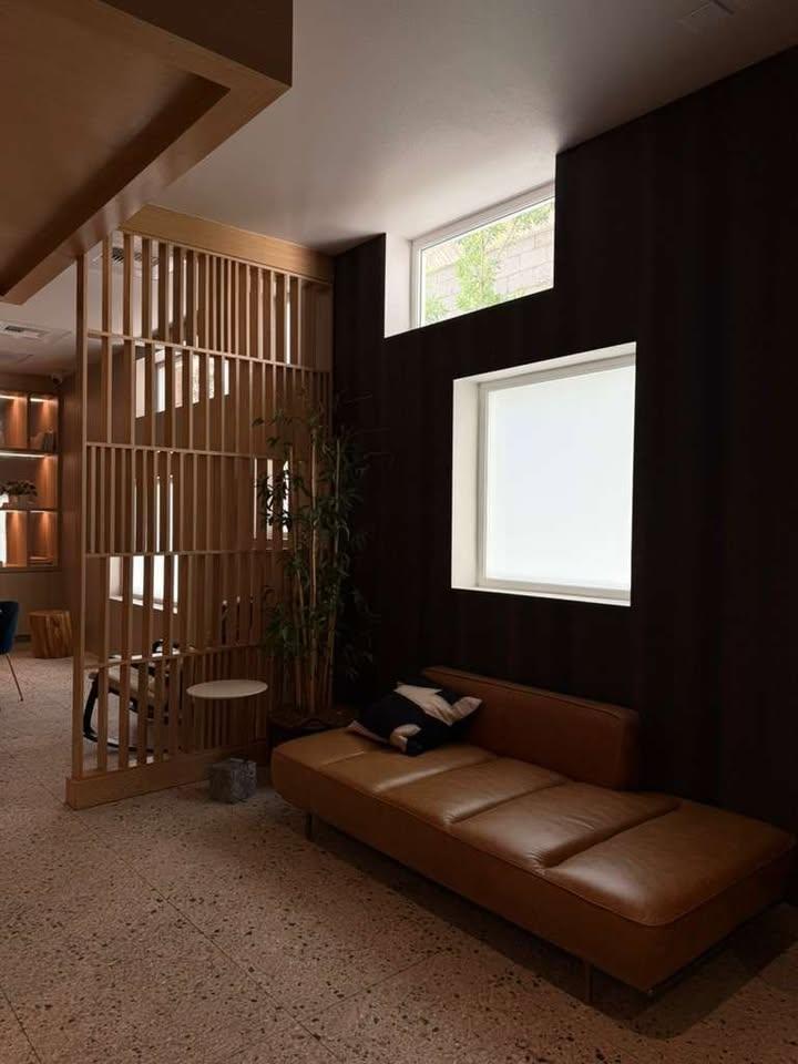 2880 James M Wood Blvd Los Angeles Image 24