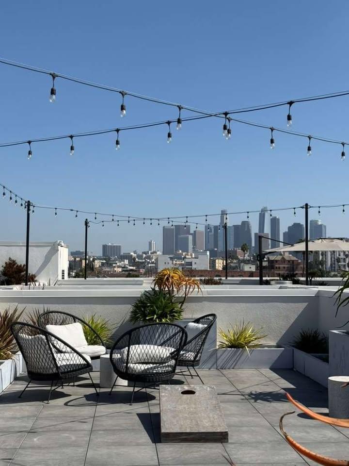 2880 James M Wood Blvd Los Angeles Image 8
