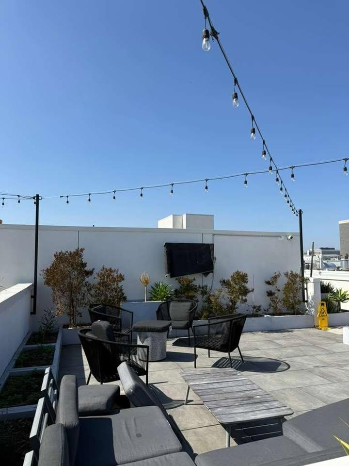 2880 James M Wood Blvd Los Angeles Image 9