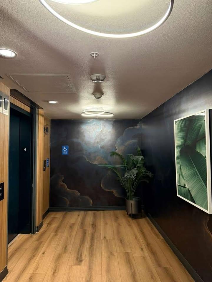 2880 James M Wood Blvd Los Angeles Image 14