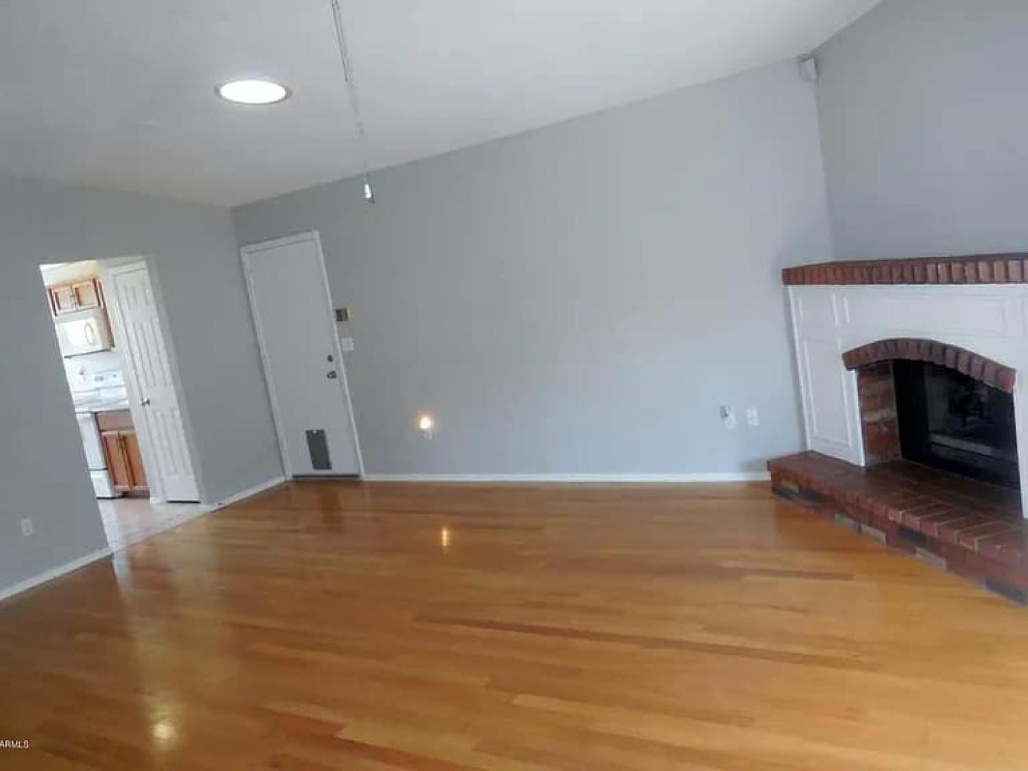 127 E Danbury Rd Phoenix Image 4