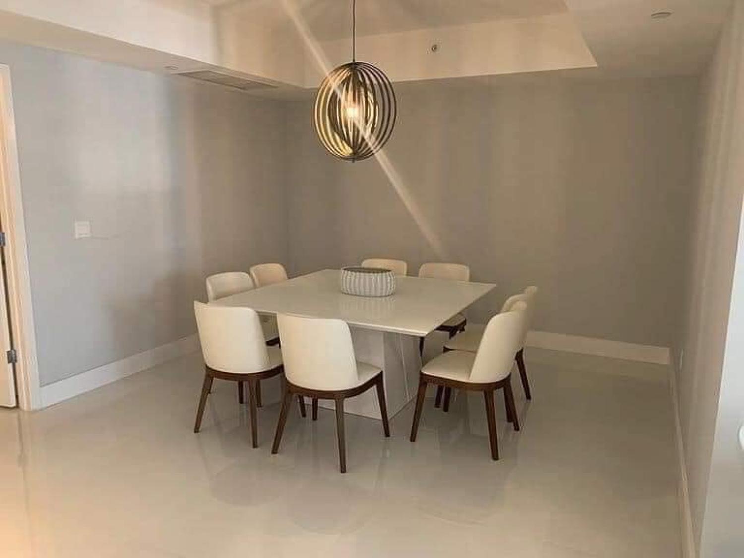 569 Lexington Ave New York Image 3