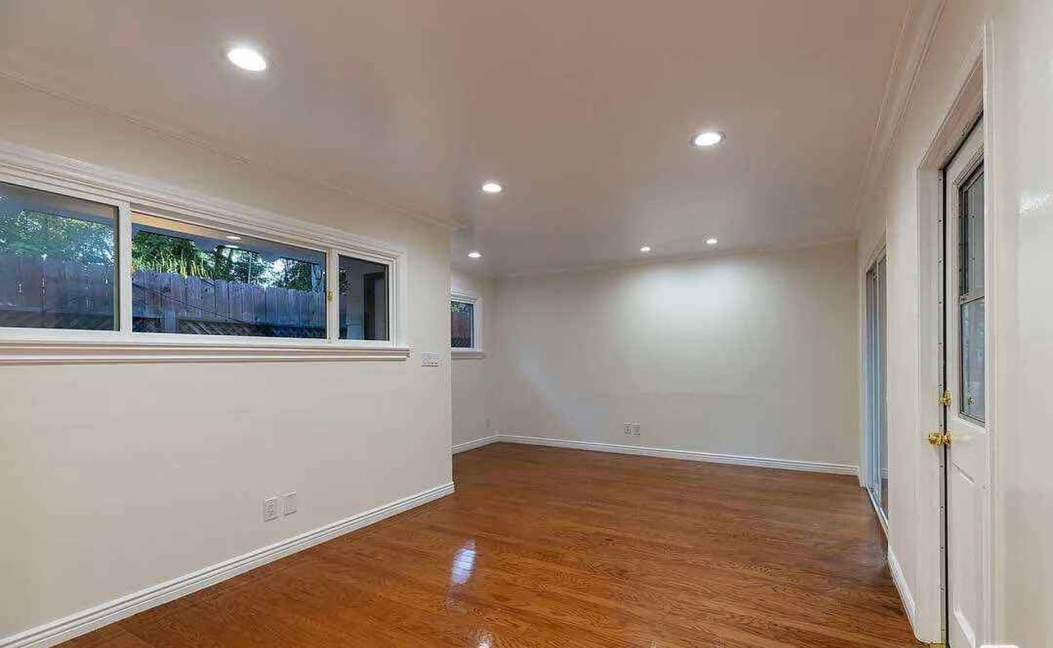 1417 N Vista St #204 Los Angeles Image 2