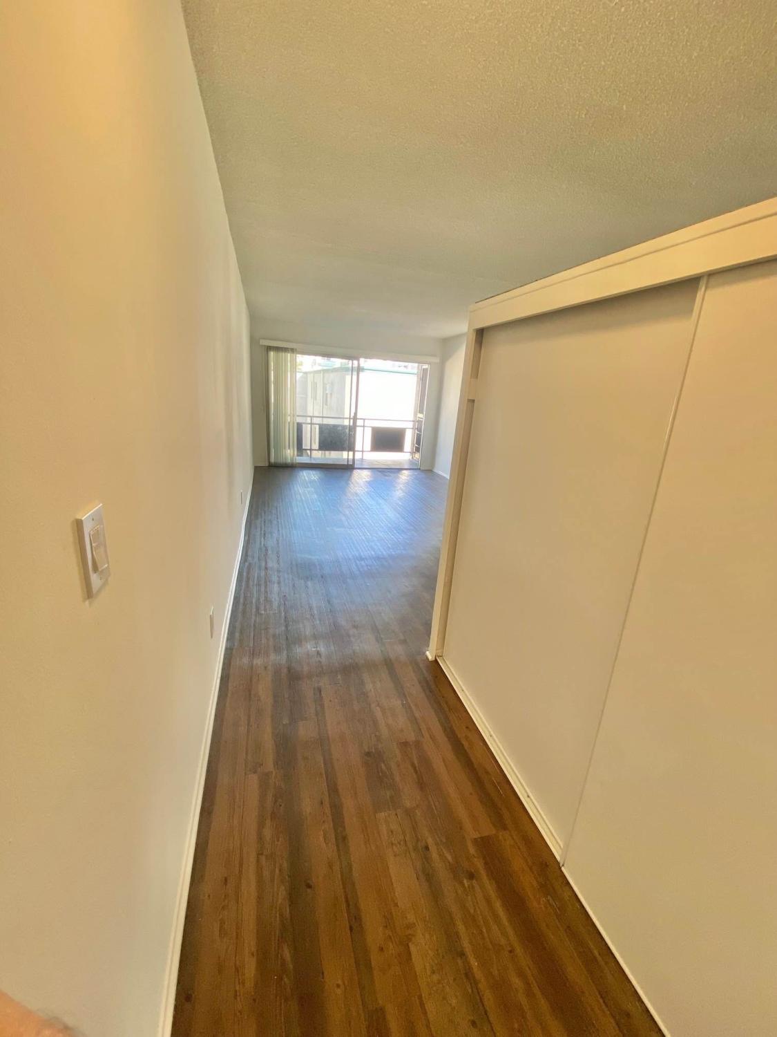 11118 Moorpark St, North Hollywood Los Angeles Image 12