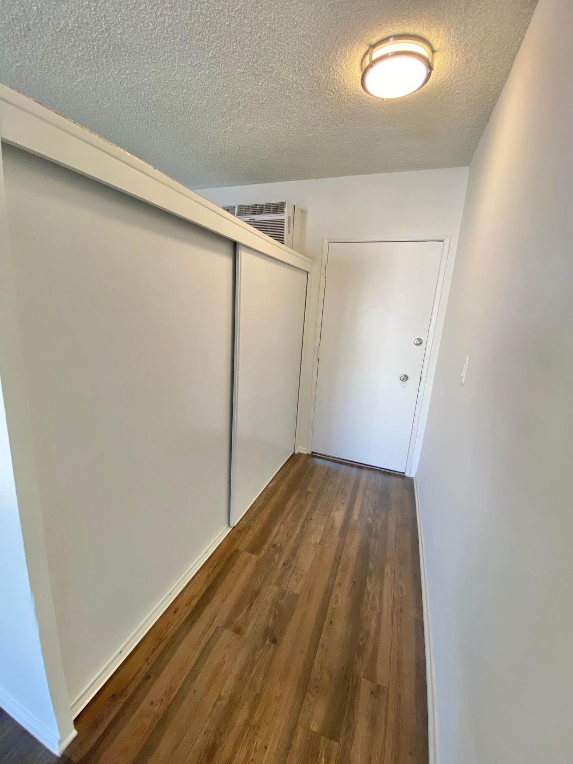 11118 Moorpark St, North Hollywood Los Angeles Image 16