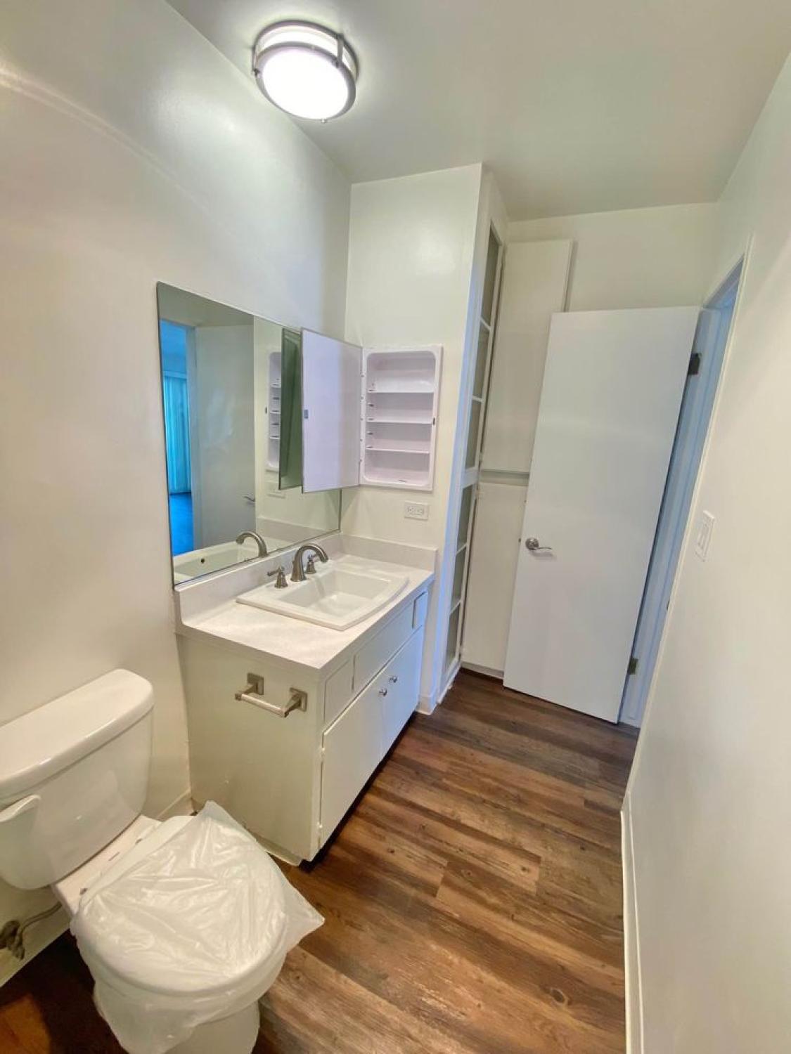 11118 Moorpark St, North Hollywood Los Angeles Image 19