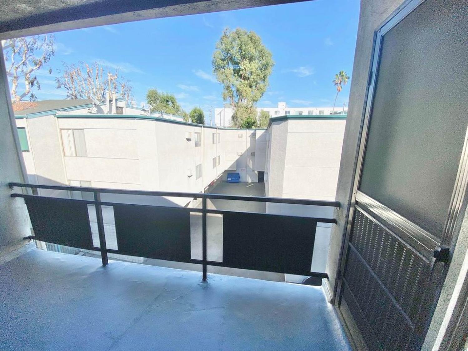 11118 Moorpark St, North Hollywood Los Angeles Image 22