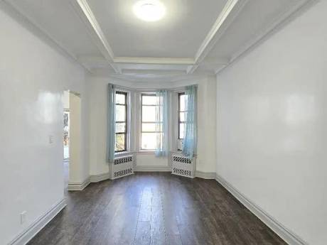 469 76th St #1, Brooklyn, New York, NY, 11209