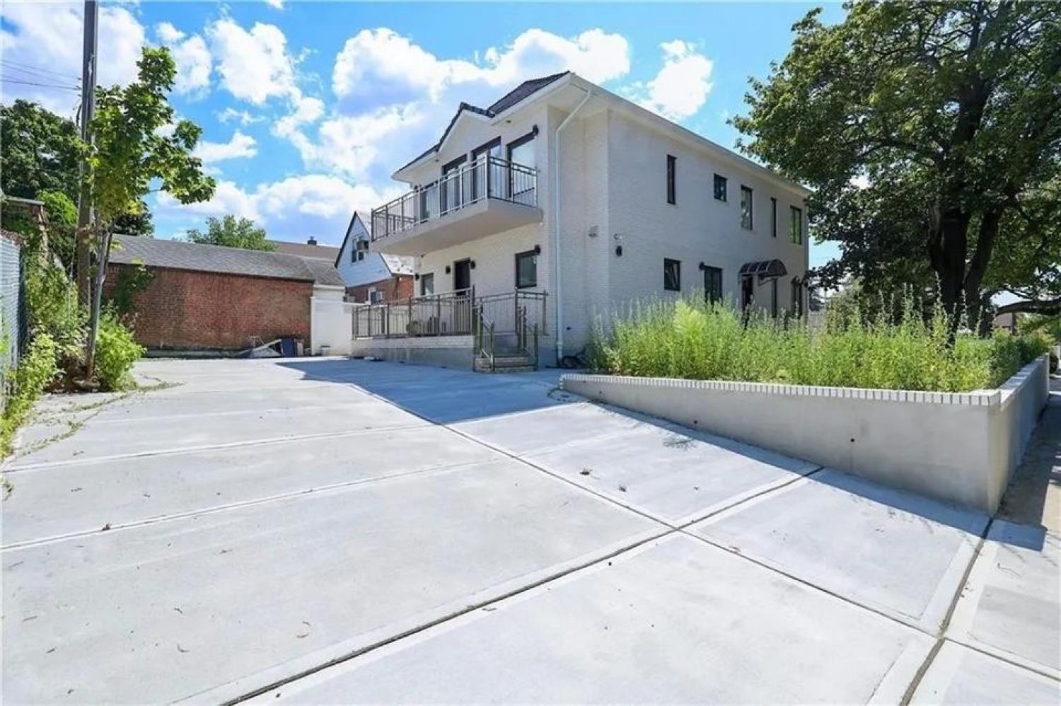 Fresh Meadows New York Image 3