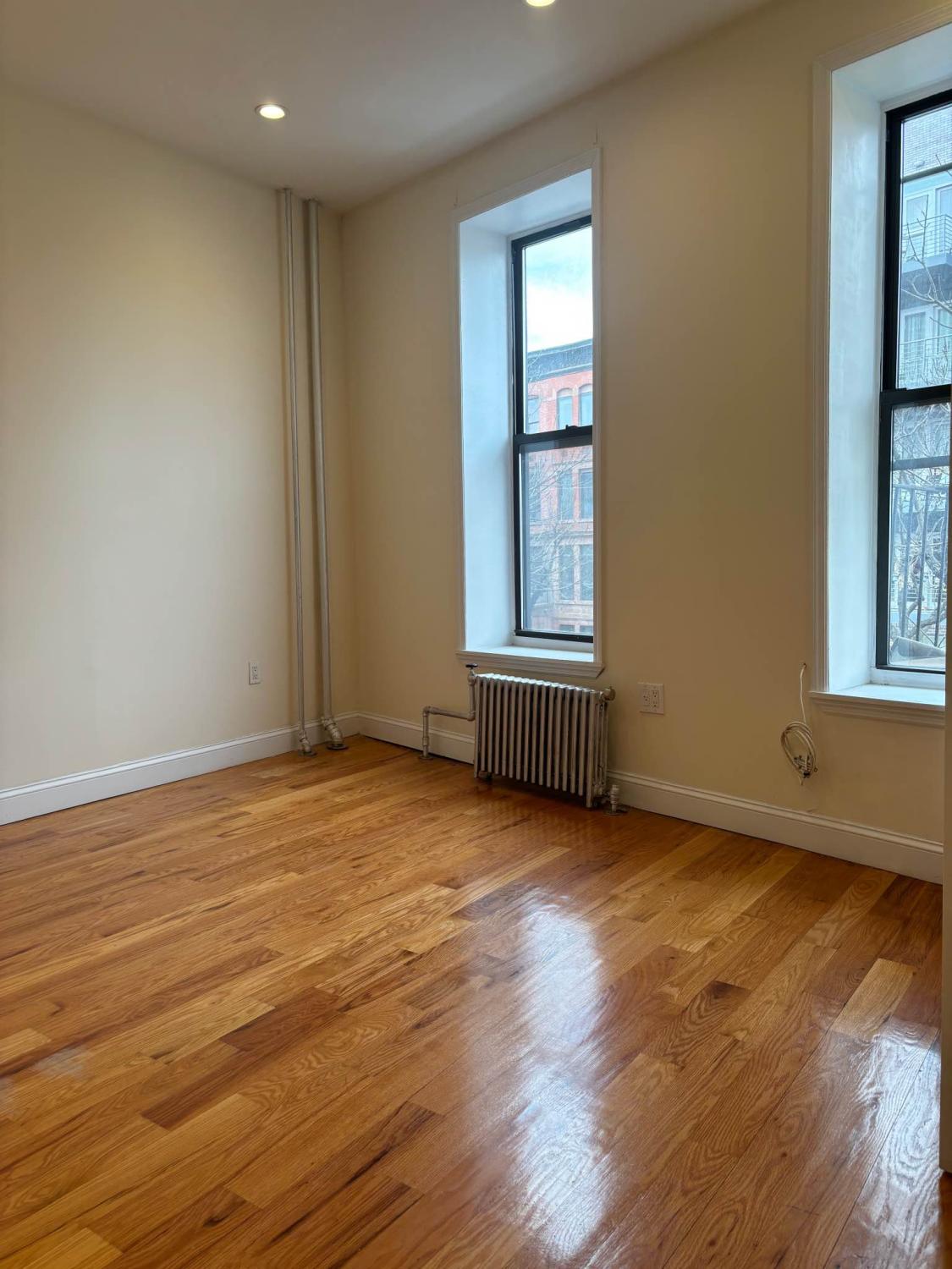 24 Rogers Ave - Brooklyn New York Image 3