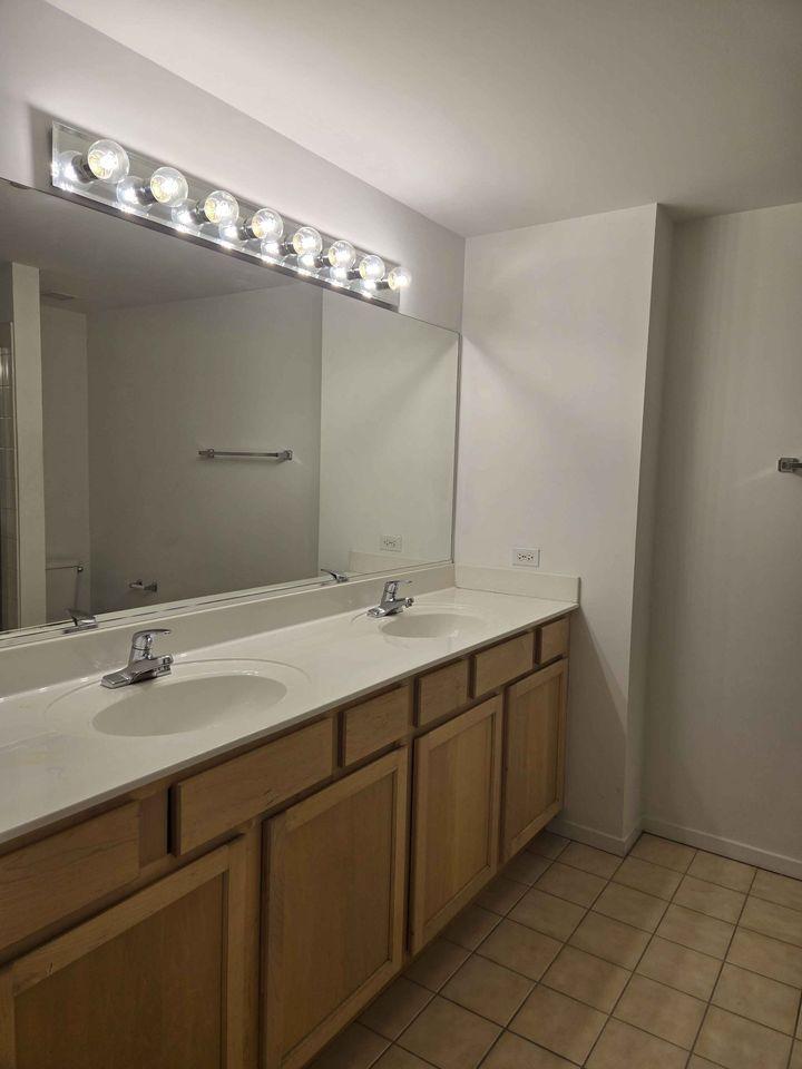 208 West Washington Chicago Image 18