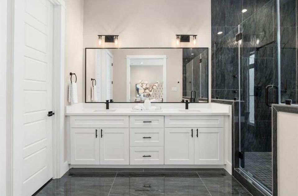 W 22nd St Houston Image 9