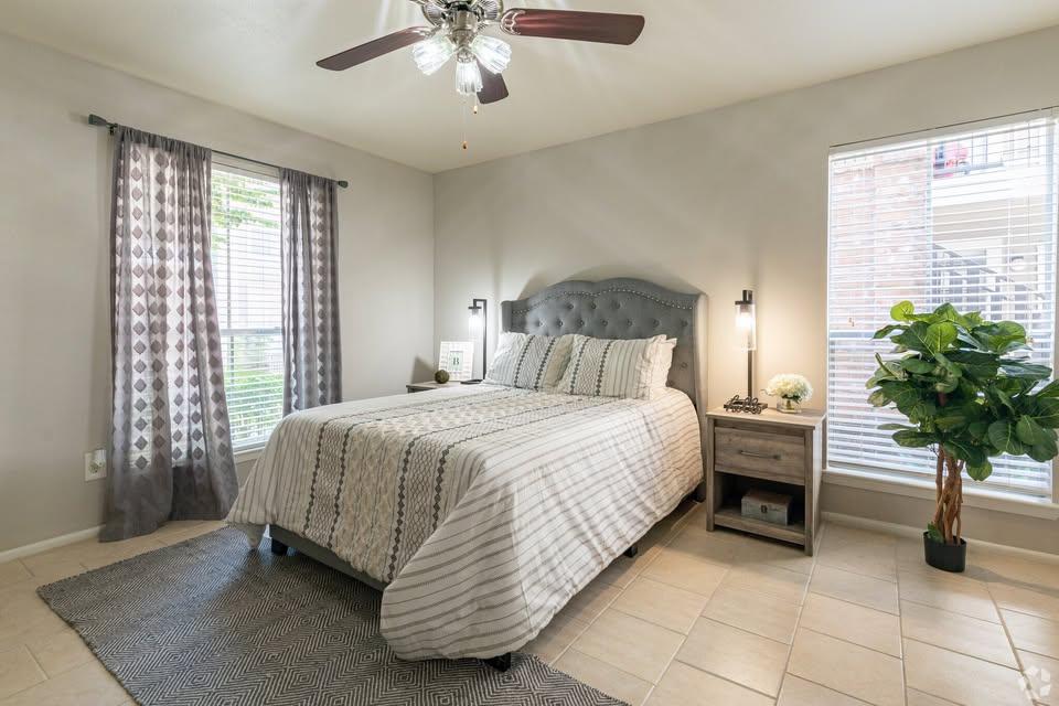 11250 Briar Forest Dr Houston Image