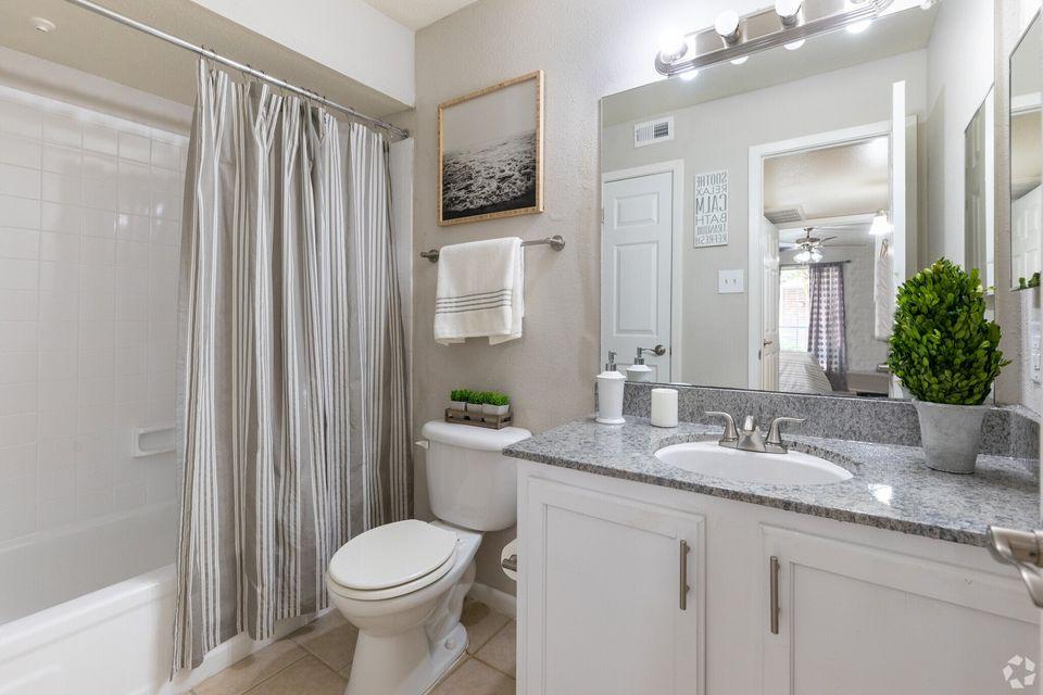 11250 Briar Forest Dr Houston Image 5