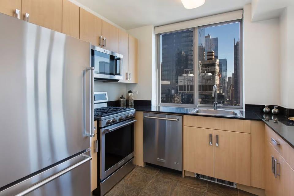 Manhattan Hells Kitchen New York Image 3