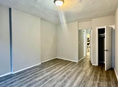 213 E 4th St, New York, NY, 10009
