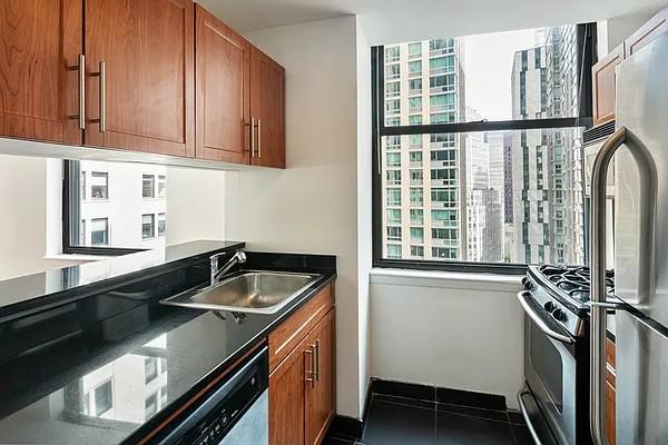100 Maiden Lane New York Image 2