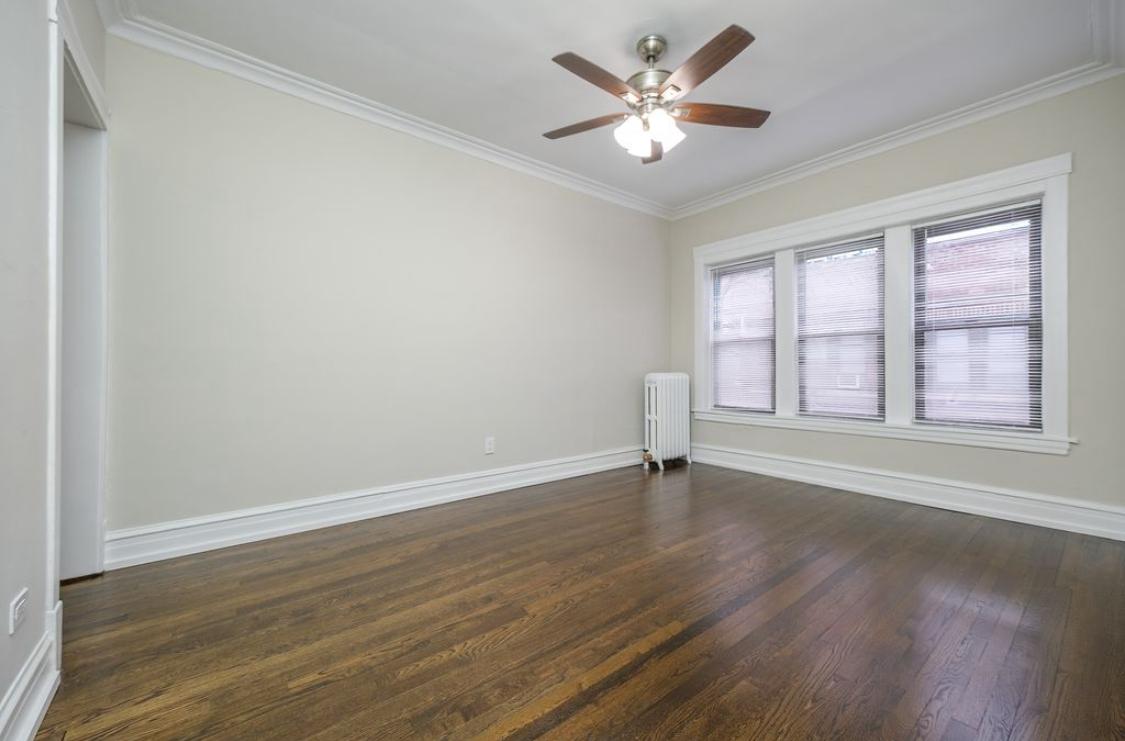 624 W Surf St Chicago Image 3