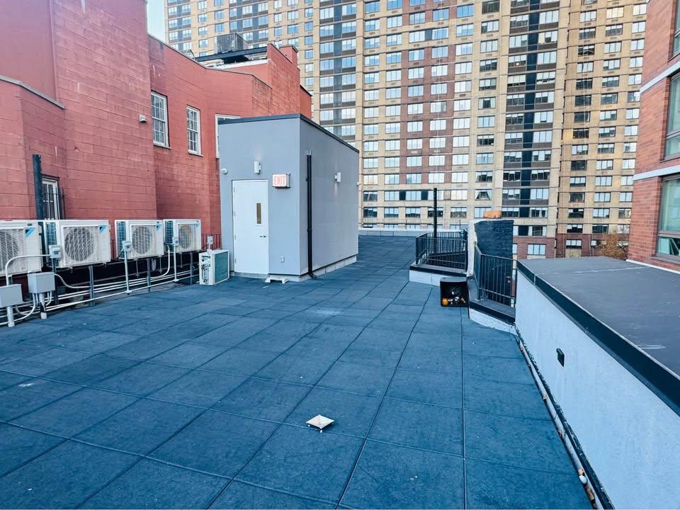 223 E 96th St New York Image 11